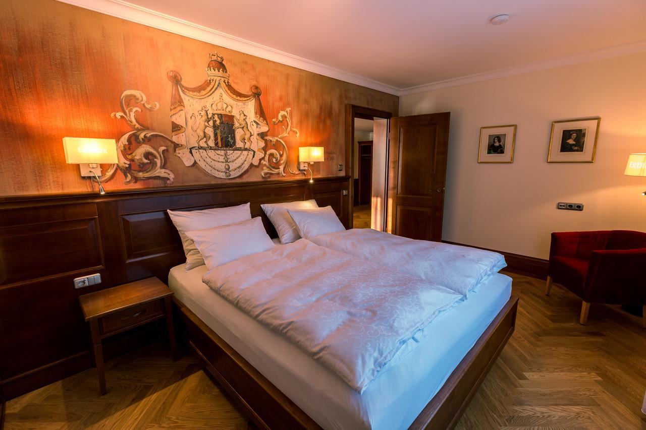 Hotel & Gaststaette Zum Erdinger Weissbraeu Мюнхен Екстер'єр фото