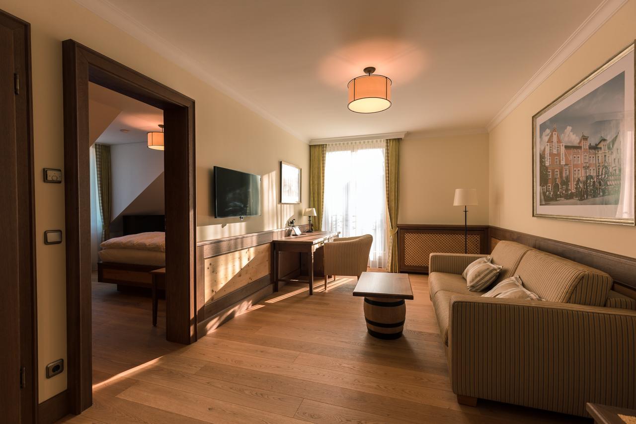 Hotel & Gaststaette Zum Erdinger Weissbraeu Мюнхен Екстер'єр фото