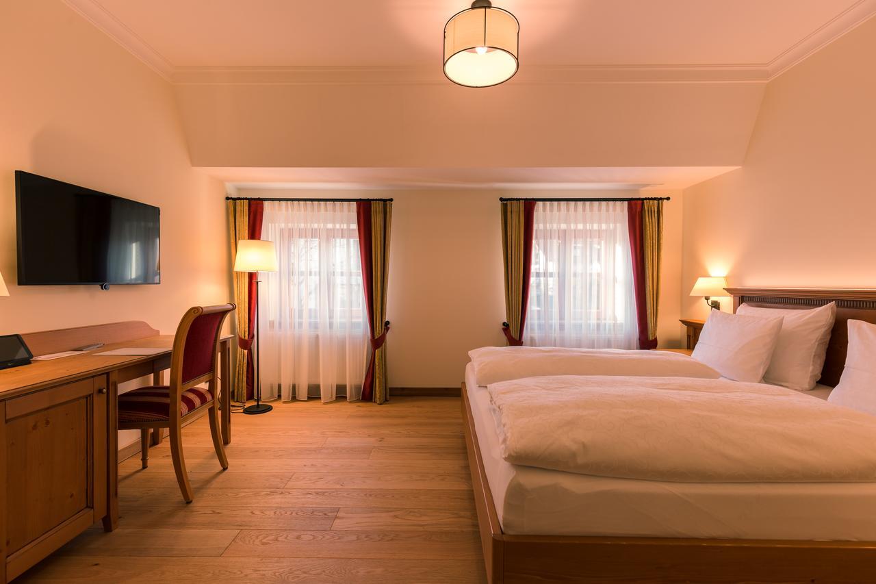 Hotel & Gaststaette Zum Erdinger Weissbraeu Мюнхен Екстер'єр фото